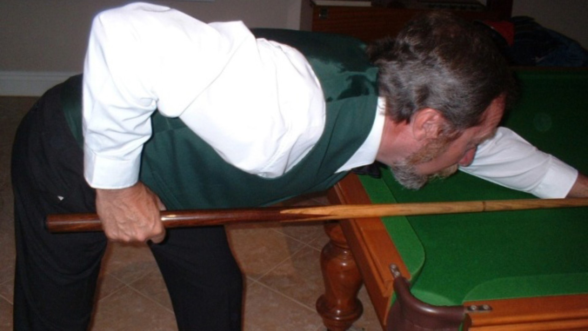 Learn to Play Eight Ball - Your Cue Action